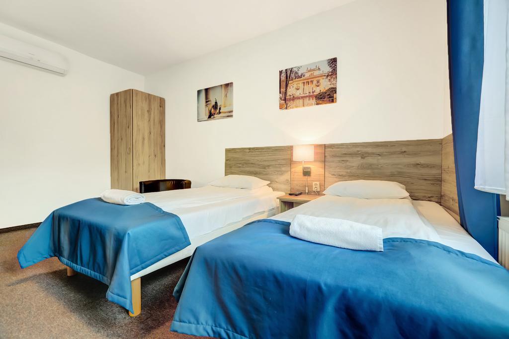 Smart2Stay Pod Lipami Varşova Dış mekan fotoğraf