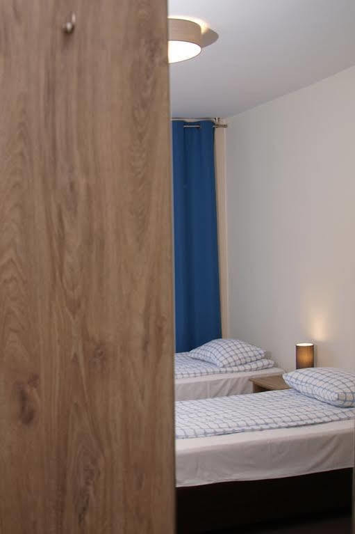 Smart2Stay Pod Lipami Varşova Dış mekan fotoğraf